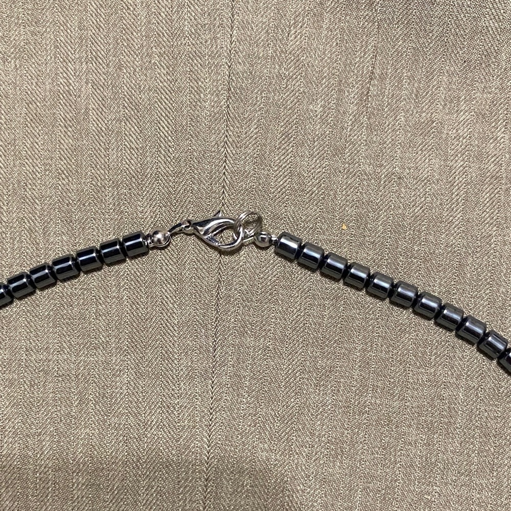 Vintage hematite necklace! - Picture 5 of 7